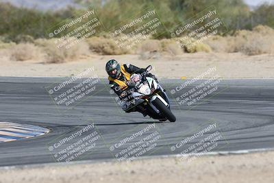 media/Nov-16-2025-Race Pace (Sun) [[8c5fa54630]]/Non Verified Riders (1st 20 Minutes)/2-Turn 10 (1010am)/